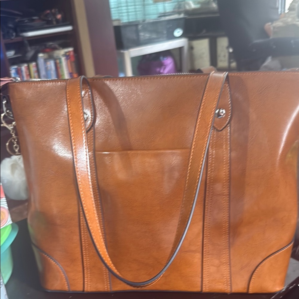 Elegant Brown Leather Tote Bag